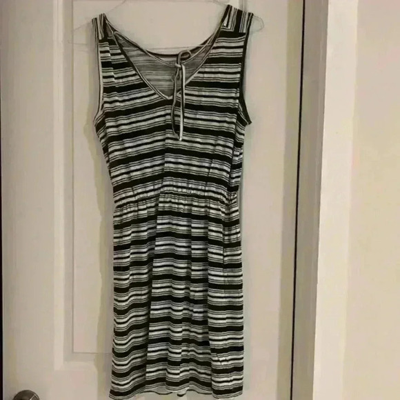 Loft Shoulder Stripe Dress - Picture 3 of 5